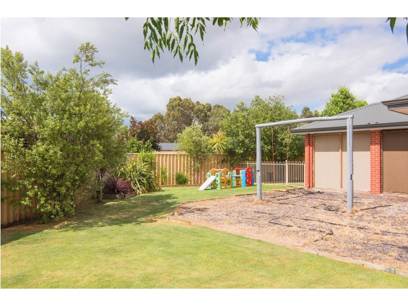 3 Seguret Parkway, Yalyalup WA 6280