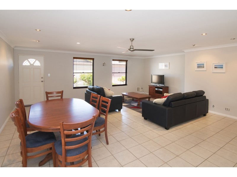 5/68 Carey Street, Busselton WA 6280