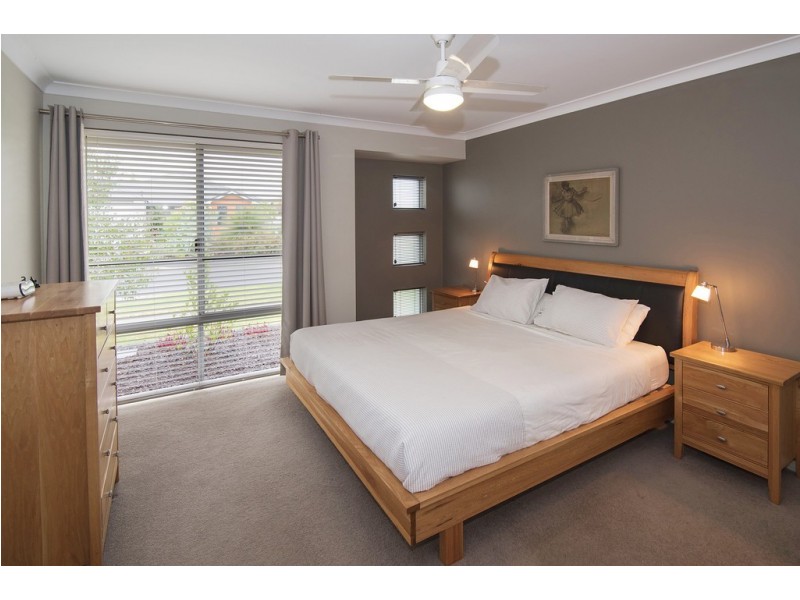 9 Cezanne Way, Yalyalup WA 6280