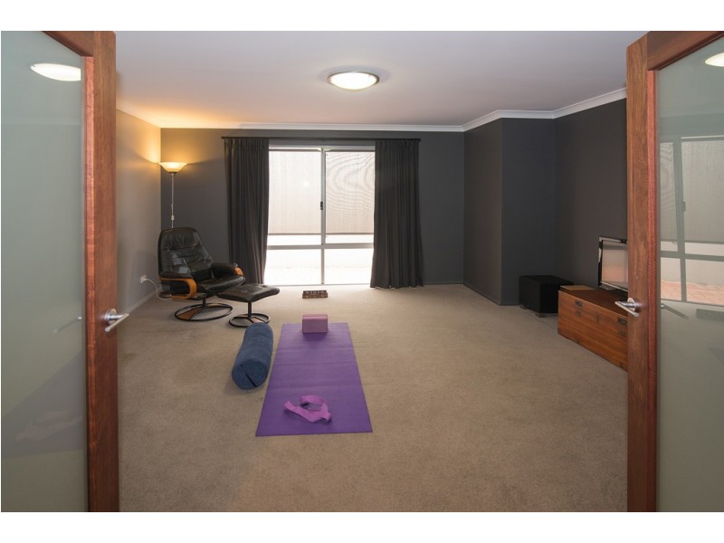 9 Cezanne Way, Yalyalup WA 6280