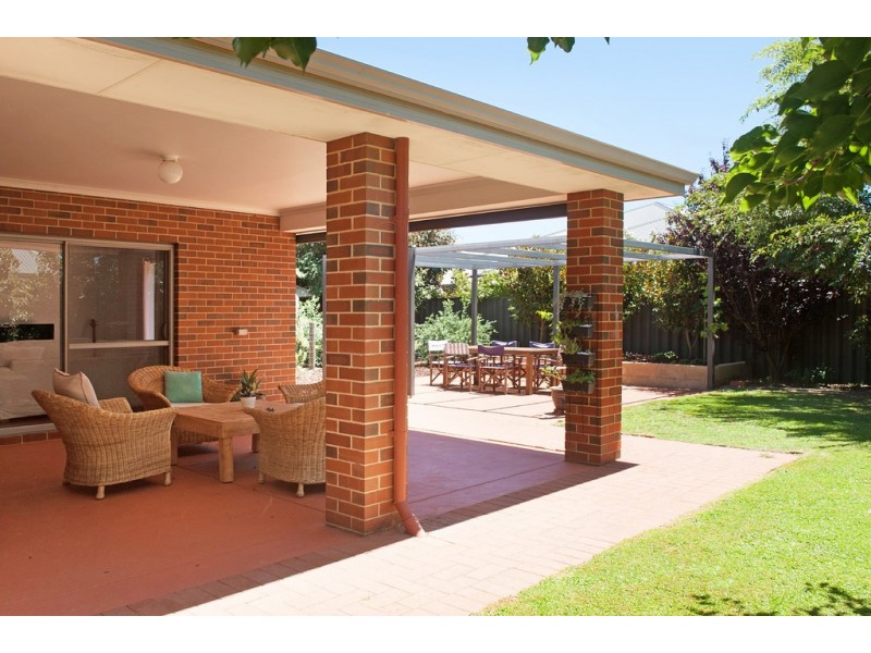 9 Cezanne Way, Yalyalup WA 6280