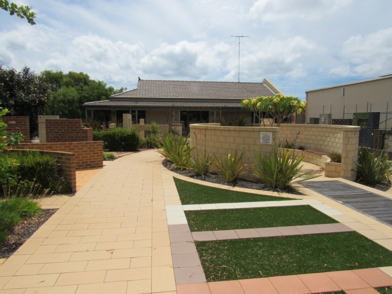 75 Cook Street, Busselton WA 6280