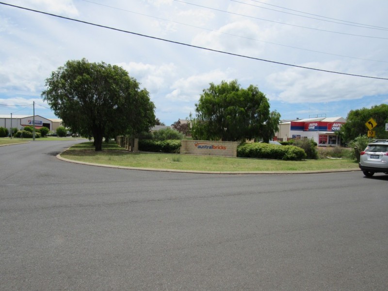 75 Cook Street, Busselton WA 6280
