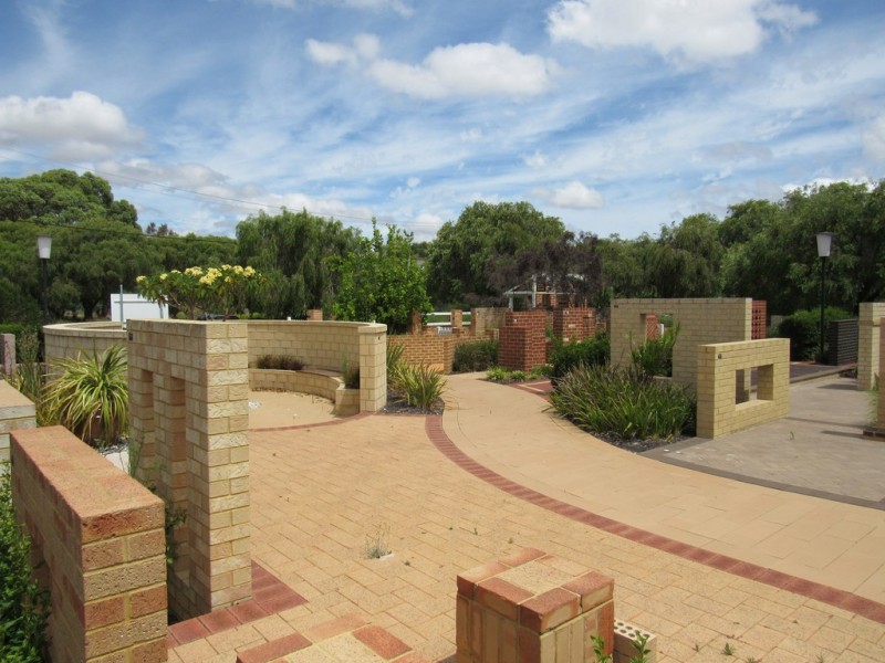 75 Cook Street, Busselton WA 6280