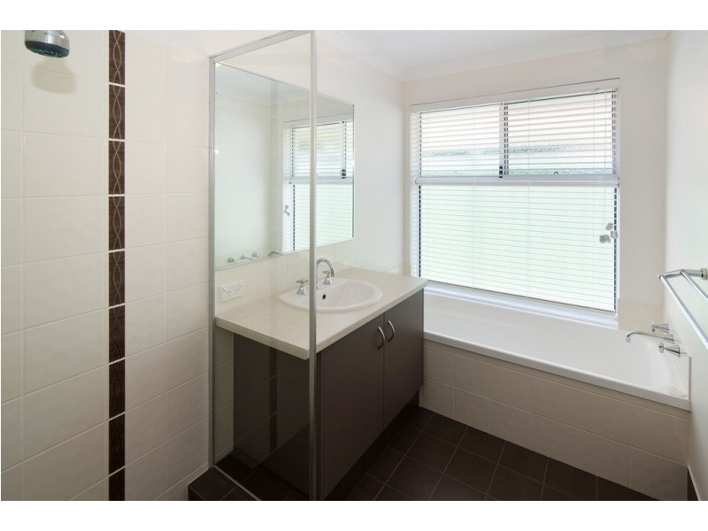 9 Beachgrove Place, Geographe WA 6280