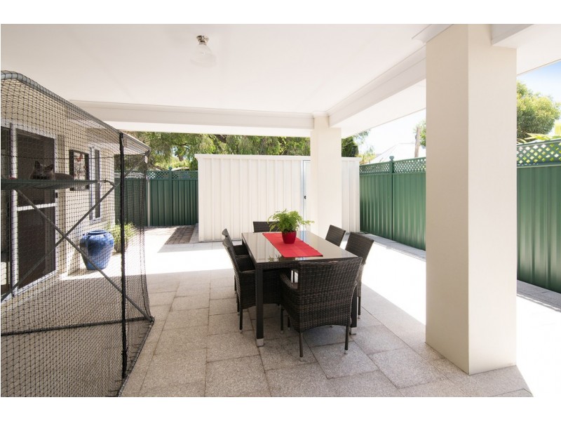 9 Beachgrove Place, Geographe WA 6280