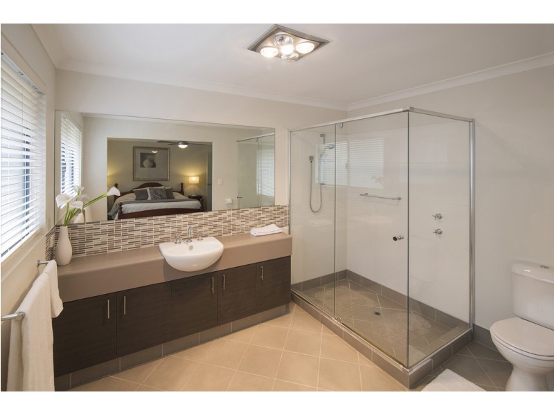 8 Mainsail Street, Geographe WA 6280