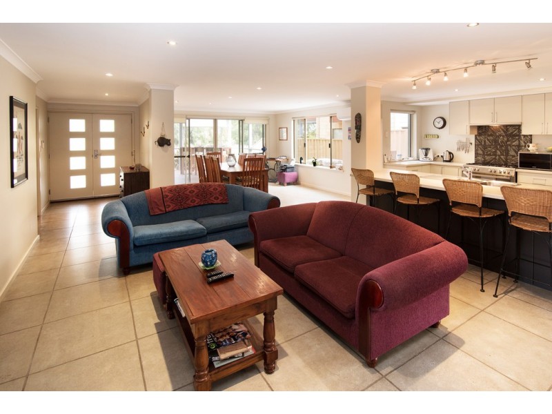 19 Bream Quadrant, Geographe WA 6280