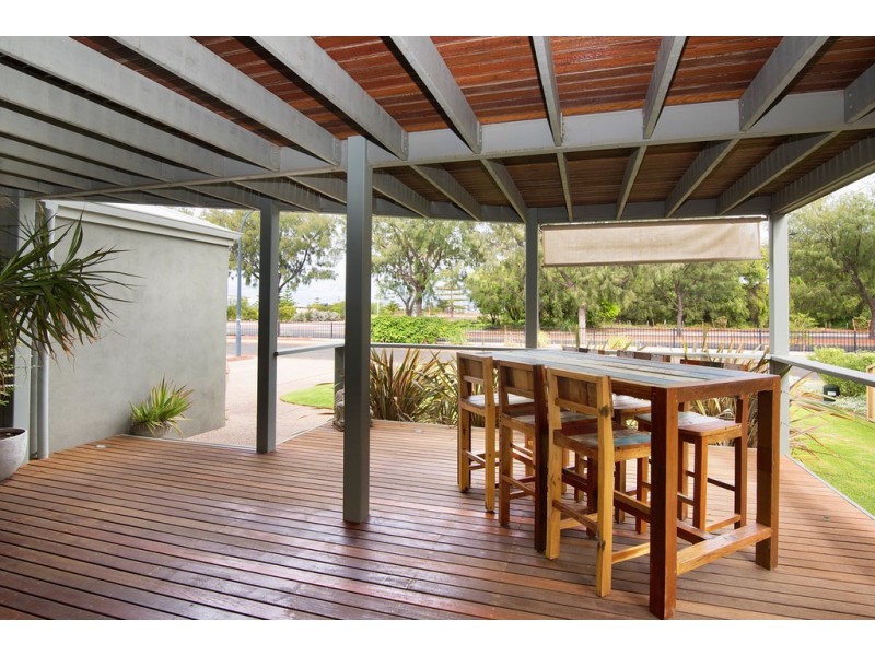 19 Bream Quadrant, Geographe WA 6280