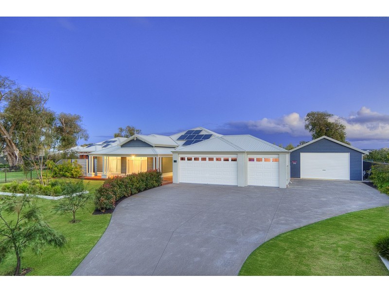 9 Hawker Approach, Yalyalup WA 6280