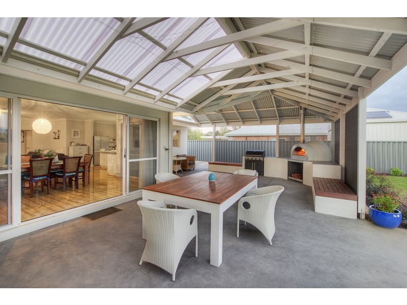9 Hawker Approach, Yalyalup WA 6280
