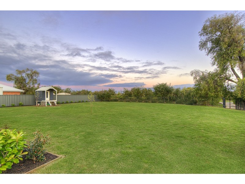 9 Hawker Approach, Yalyalup WA 6280