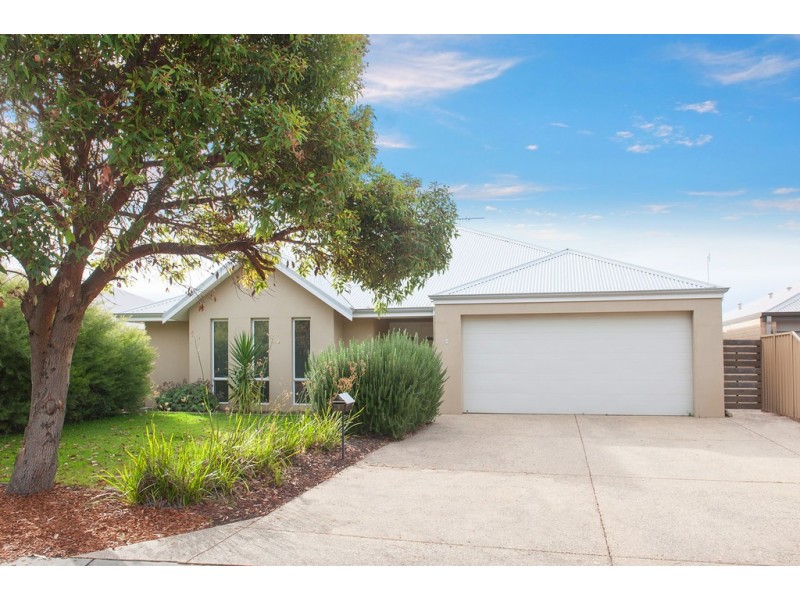 8 Anna Capel View, Geographe WA 6280