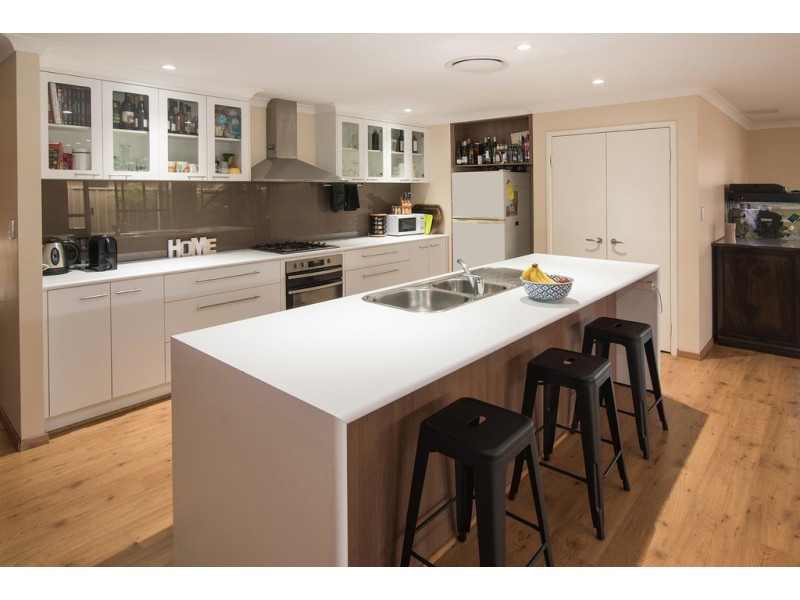 8 Anna Capel View, Geographe WA 6280