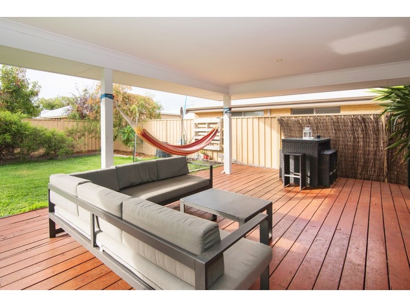 8 Anna Capel View, Geographe WA 6280