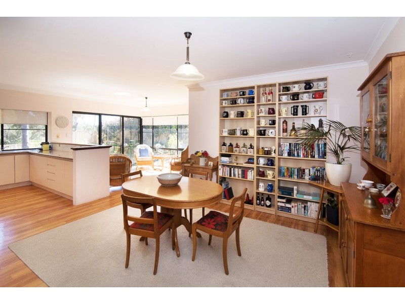 14 Karrinyup Retreat, West Busselton WA 6280