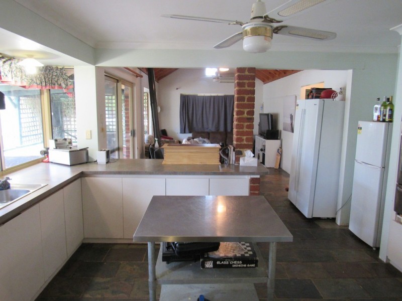 3 Hudson Place, West Busselton WA 6280