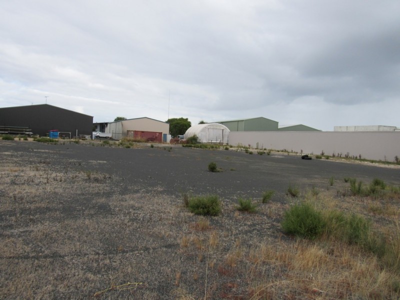 10 Bradman Street, Busselton WA 6280