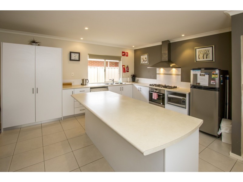 19 Pianobox Boulevard, West Busselton WA 6280