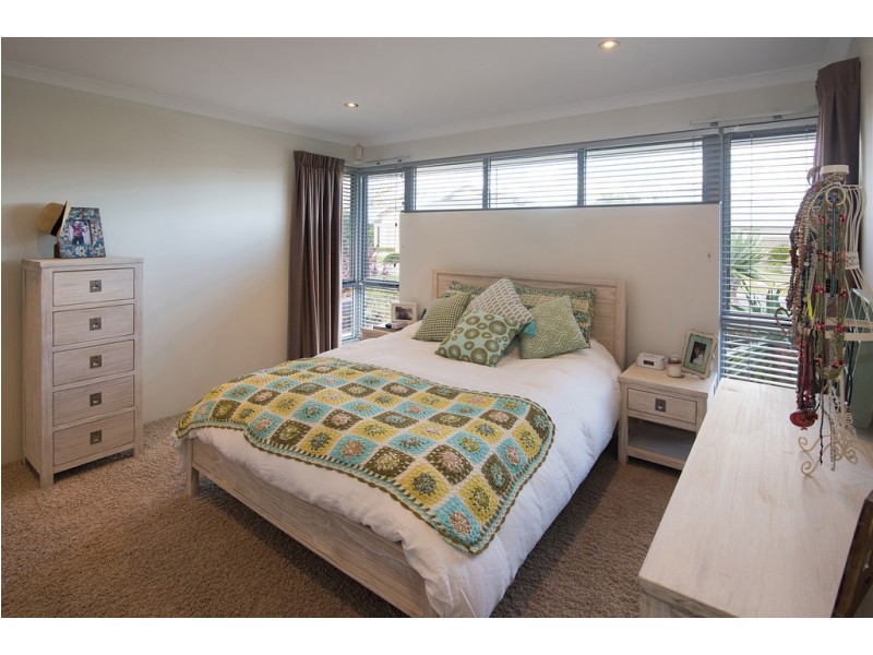 10 Nougat Crescent, Yalyalup WA 6280