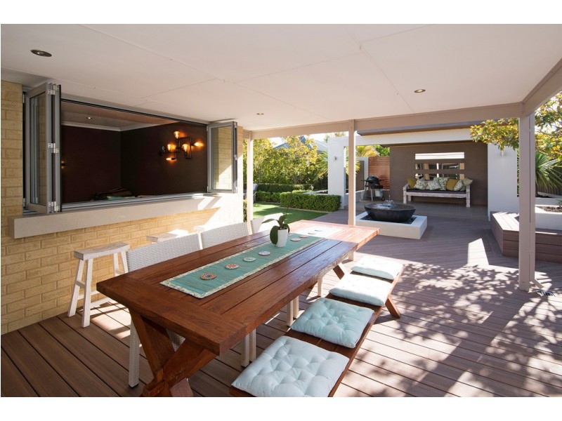 10 Nougat Crescent, Yalyalup WA 6280