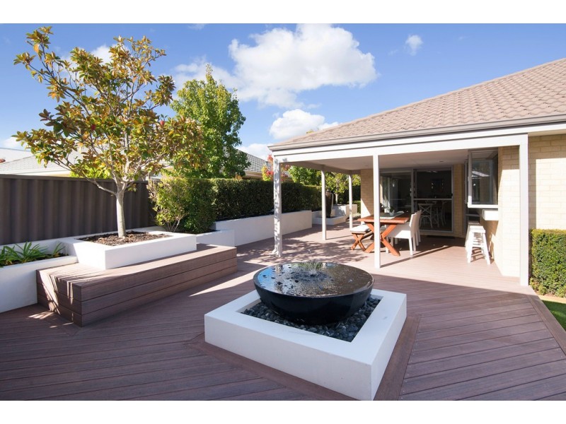 10 Nougat Crescent, Yalyalup WA 6280