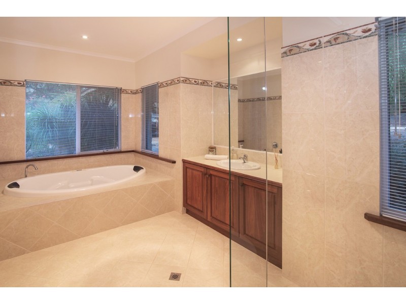 33 Koorabin Drive, Yallingup WA 6282