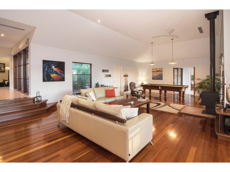 33 Koorabin Drive, Yallingup WA 6282