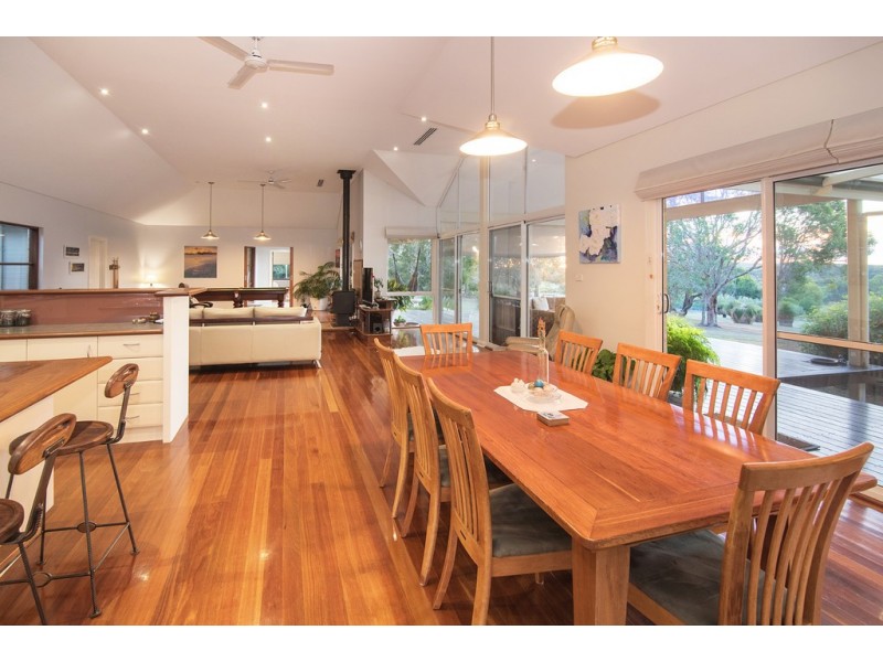 33 Koorabin Drive, Yallingup WA 6282