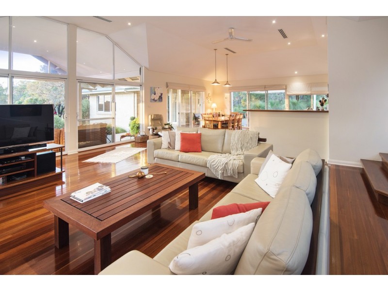 33 Koorabin Drive, Yallingup WA 6282
