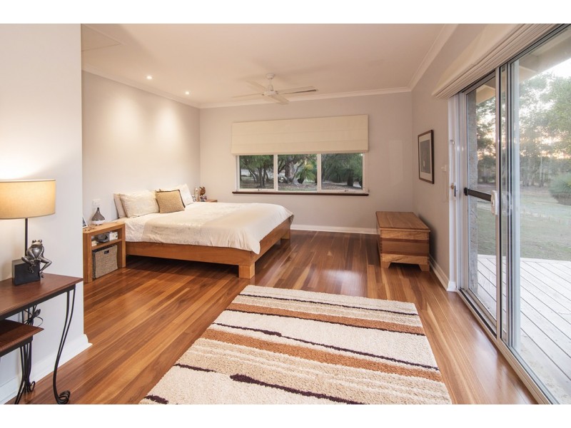 33 Koorabin Drive, Yallingup WA 6282