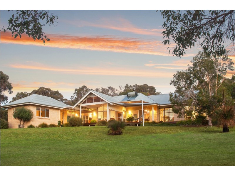 33 Koorabin Drive, Yallingup WA 6282