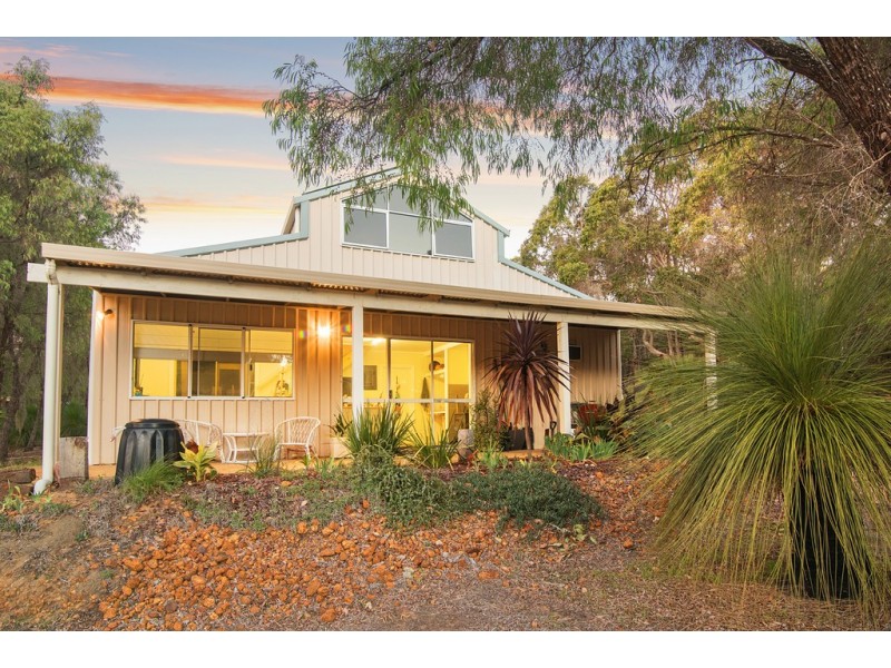 33 Koorabin Drive, Yallingup WA 6282