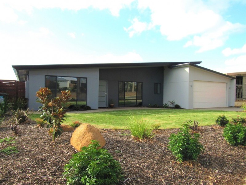 11 Mecklenberg Drive, Margaret River WA 6285