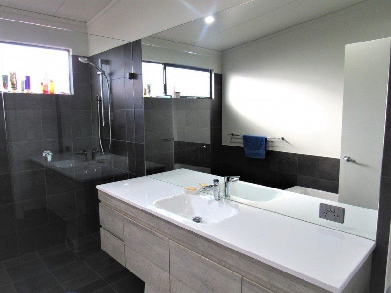 11 Mecklenberg Drive, Margaret River WA 6285