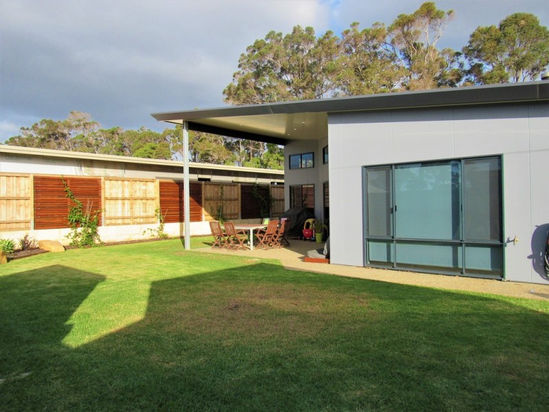 11 Mecklenberg Drive, Margaret River WA 6285