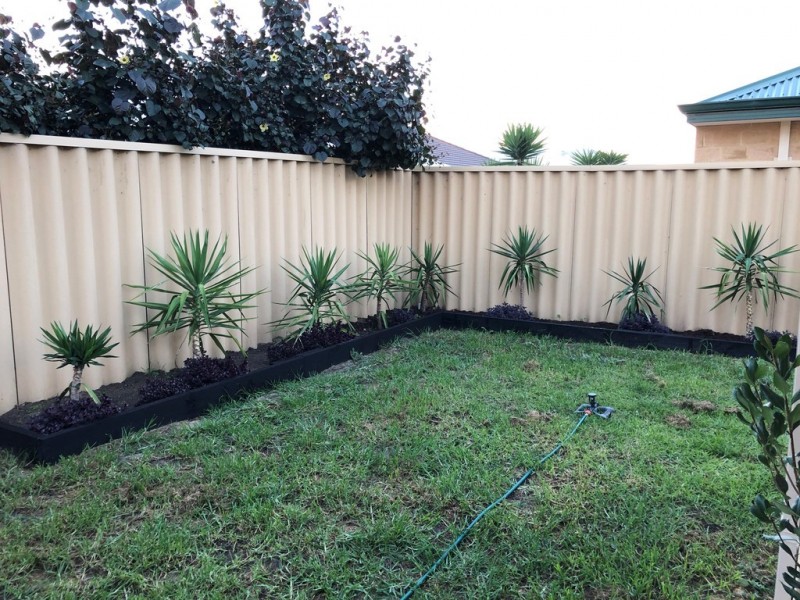 11 Toulon Way, Yalyalup WA 6280