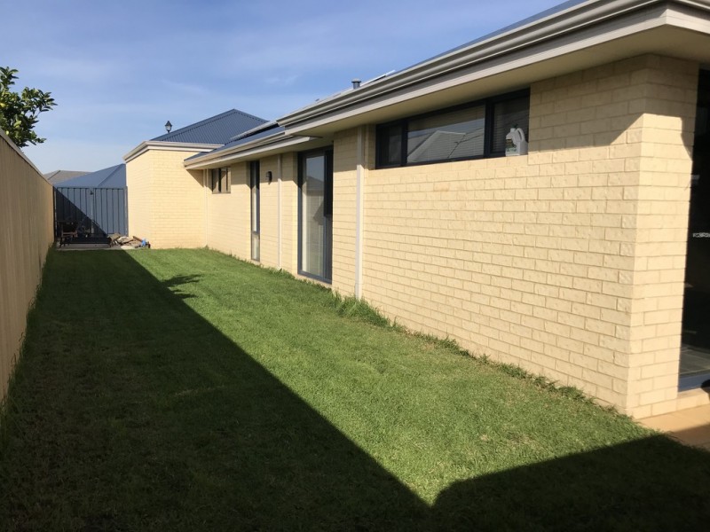 3 Massena Way, Yalyalup WA 6280
