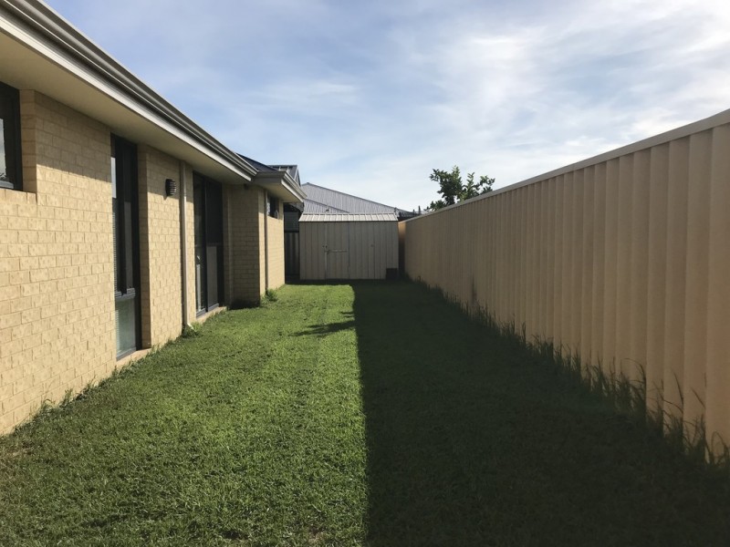 3 Massena Way, Yalyalup WA 6280