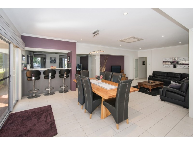 11 Headstay Cove, Geographe WA 6280