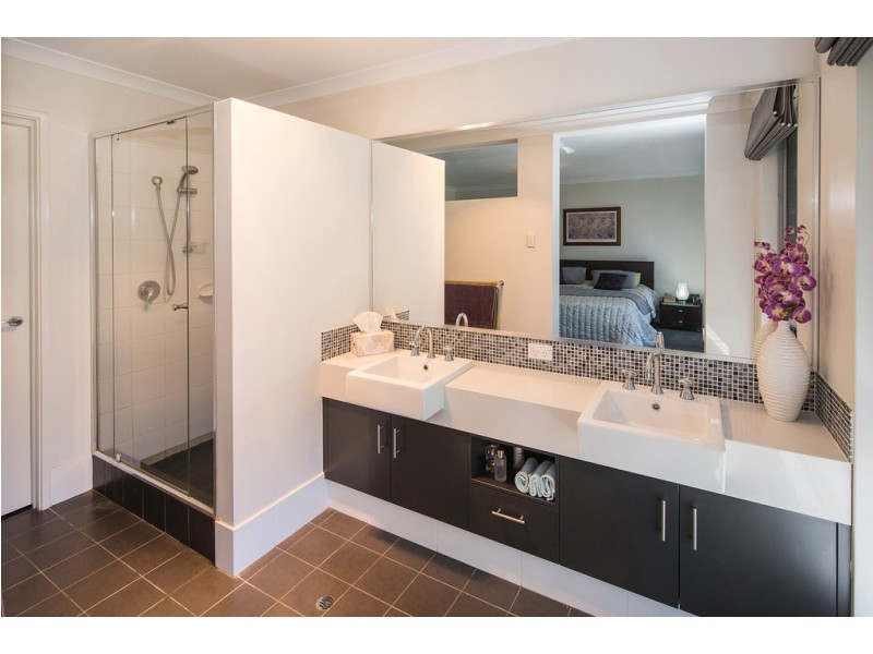 11 Headstay Cove, Geographe WA 6280