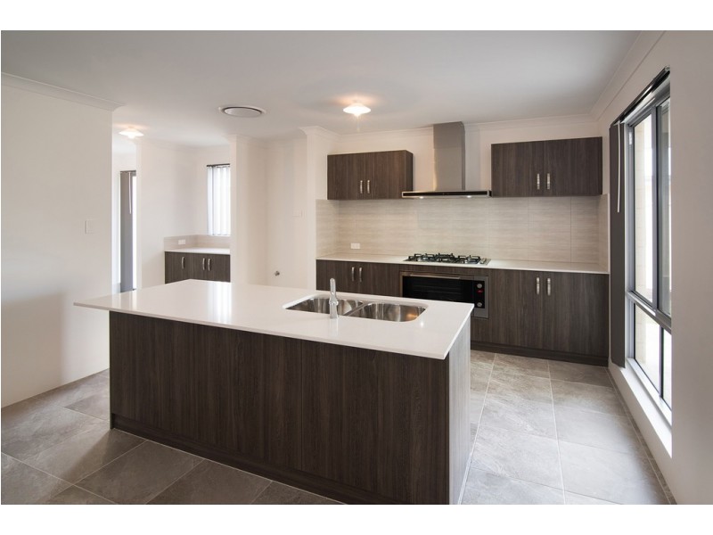 4 Princeville Avenue, Dunsborough WA 6281