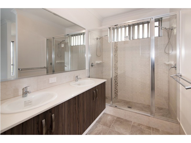 4 Princeville Avenue, Dunsborough WA 6281