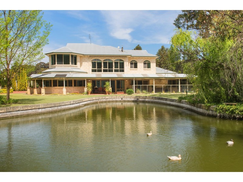 25 Inlet Drive, Reinscourt WA 6280