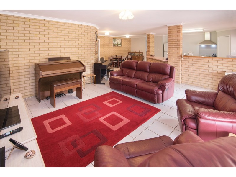 2 Kevin Street, Broadwater WA 6280