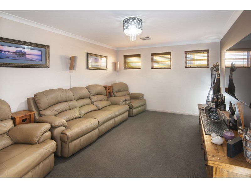 38 Provincia Parade, Yalyalup WA 6280