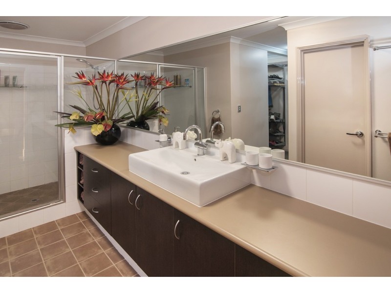 38 Provincia Parade, Yalyalup WA 6280