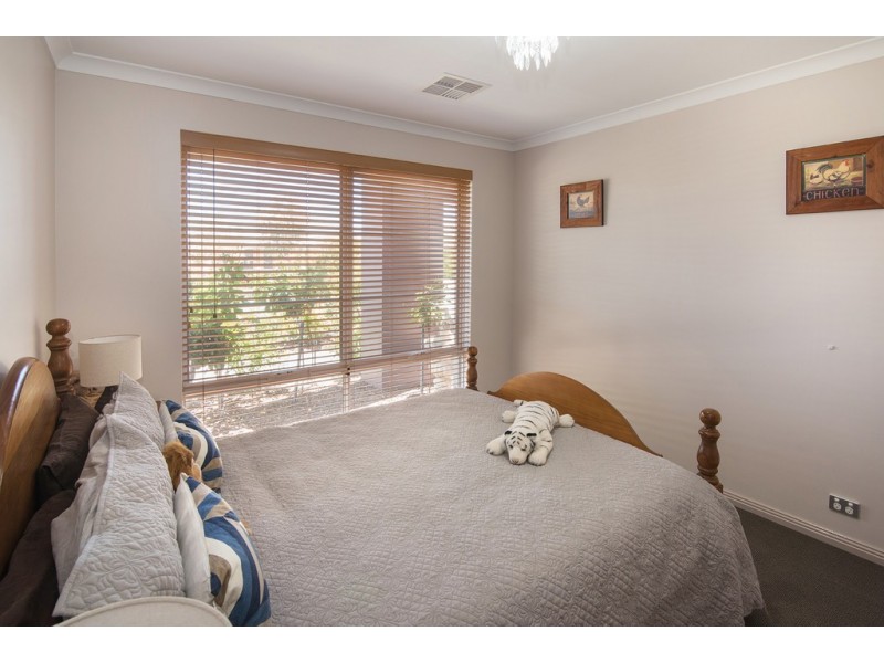 38 Provincia Parade, Yalyalup WA 6280