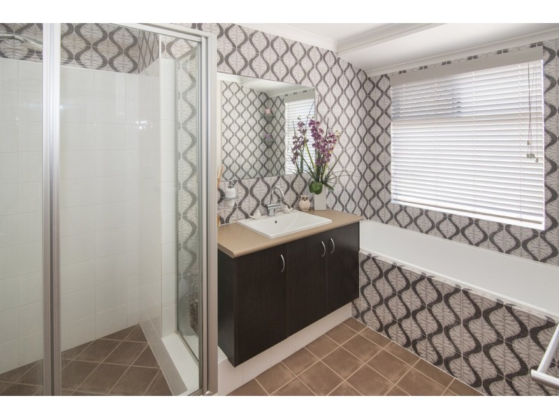 38 Provincia Parade, Yalyalup WA 6280