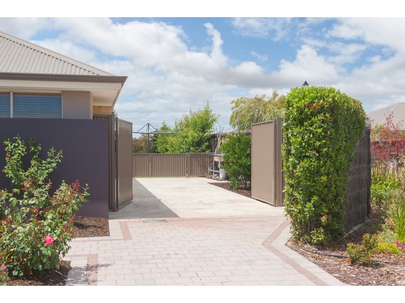 38 Provincia Parade, Yalyalup WA 6280